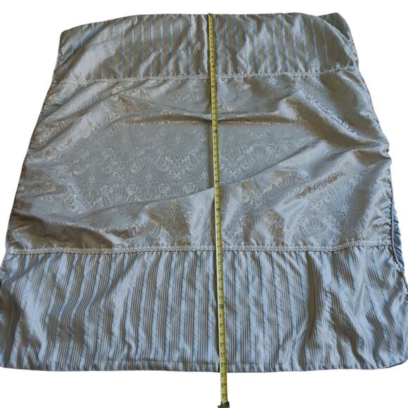 Satin Throw 55 x 47 Baroque LT BLUE Silky Bed Sofa Chair Home Baby Blanket Vntg - Picture 12 of 14